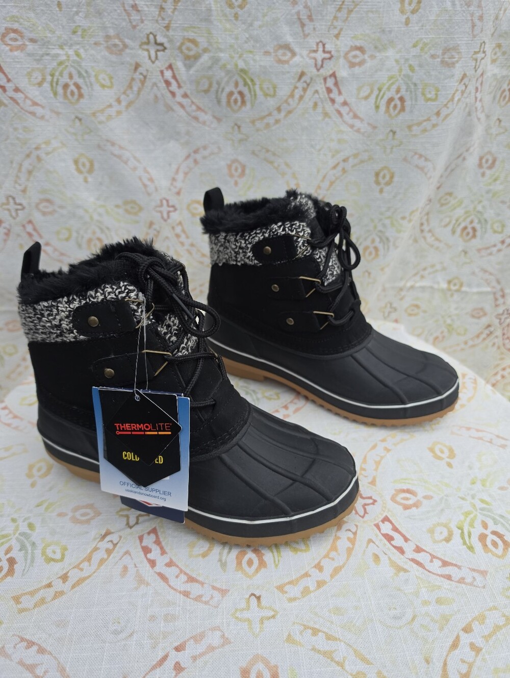 NWT Khombu Keri Women’s Size 7 Black Thermolite Faux Fur Winter Duck Boots